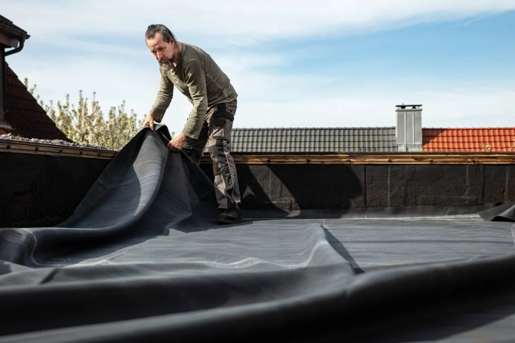 Aanbouw met plat dak
